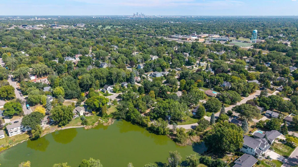 5916 Code Avenue Edina, MN 55436