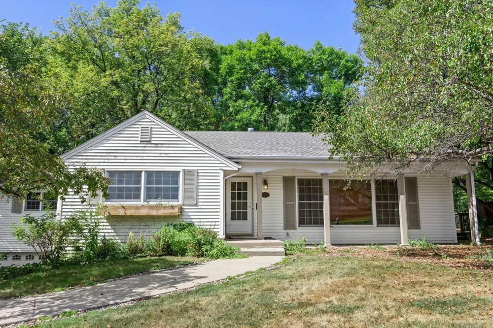 5916 Code Avenue Edina, MN 55436