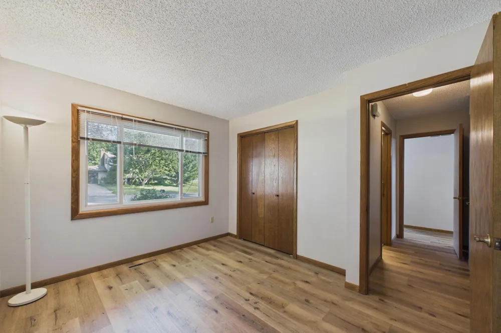 3024 Crescent Lane NW Rochester, MN 55901
