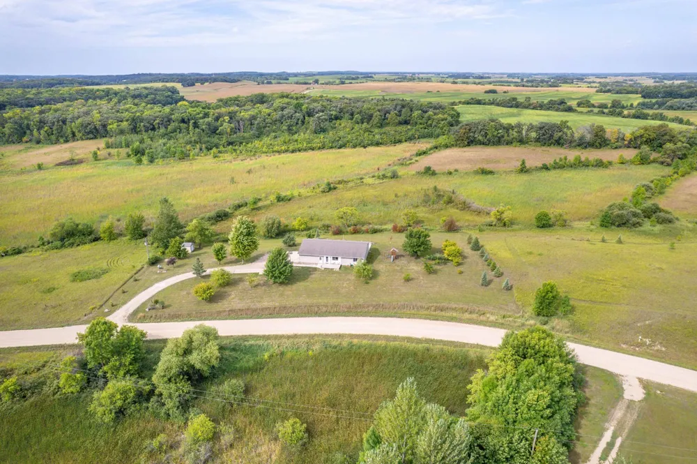 18613 Peninsula Trail Battle Lake, MN 56515
