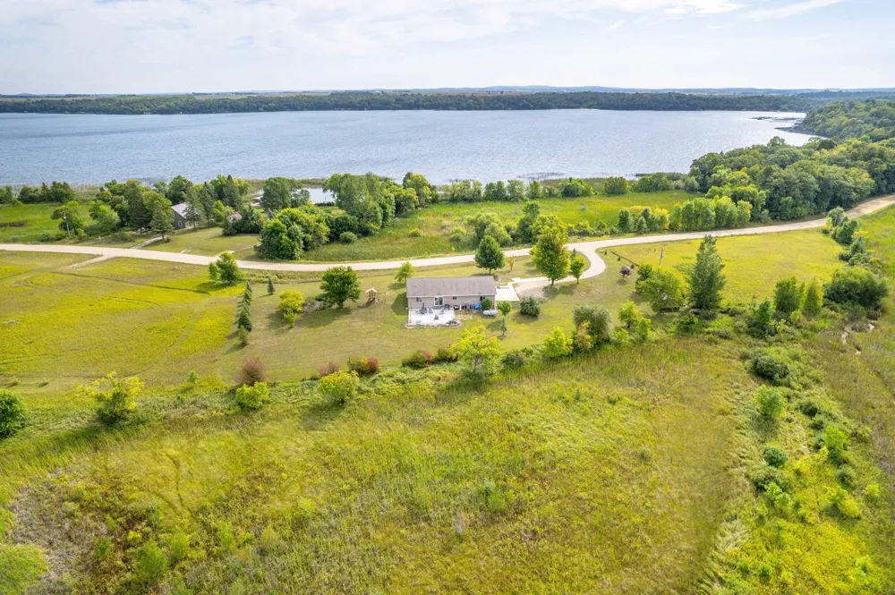 18613 Peninsula Trail Battle Lake, MN 56515