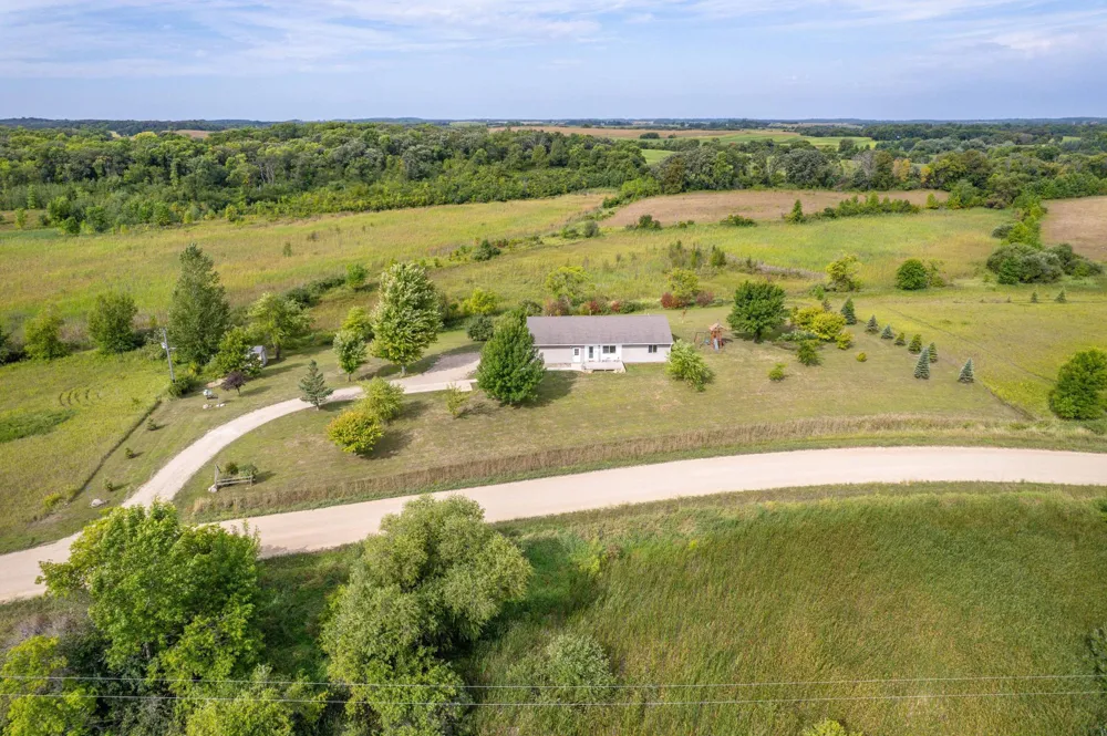 18613 Peninsula Trail Battle Lake, MN 56515