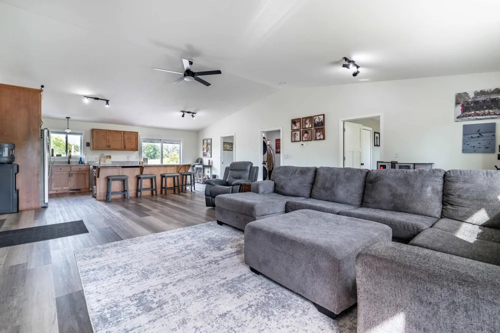 18613 Peninsula Trail Battle Lake, MN 56515