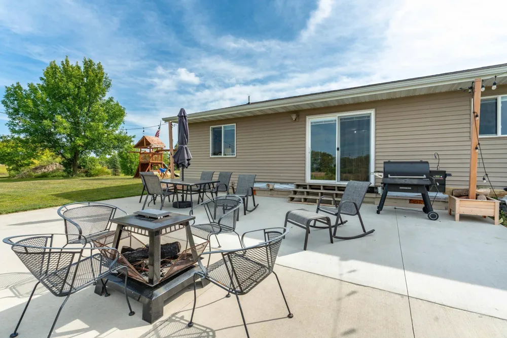18613 Peninsula Trail Battle Lake, MN 56515