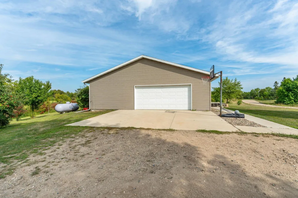 18613 Peninsula Trail Battle Lake, MN 56515
