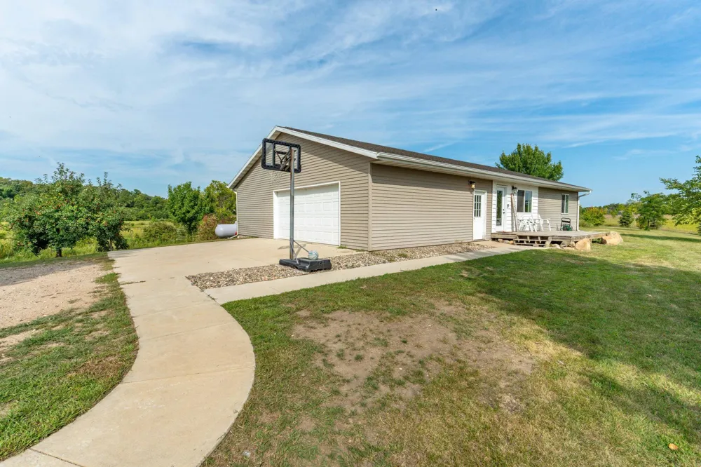 18613 Peninsula Trail Battle Lake, MN 56515