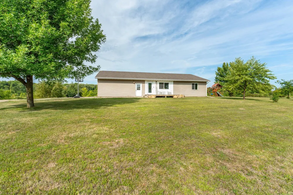 18613 Peninsula Trail Battle Lake, MN 56515