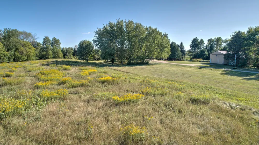 4444 297th Avenue NE Isanti, MN 55040