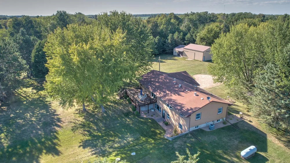 4444 297th Avenue NE Isanti, MN 55040