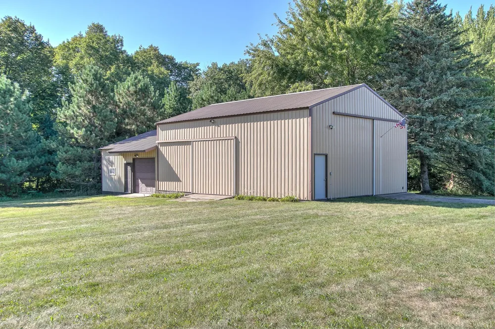 4444 297th Avenue NE Isanti, MN 55040