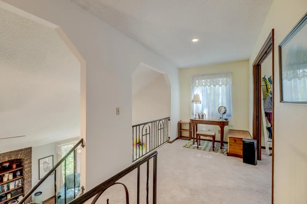723 Glenna Drive Hudson, WI 54016