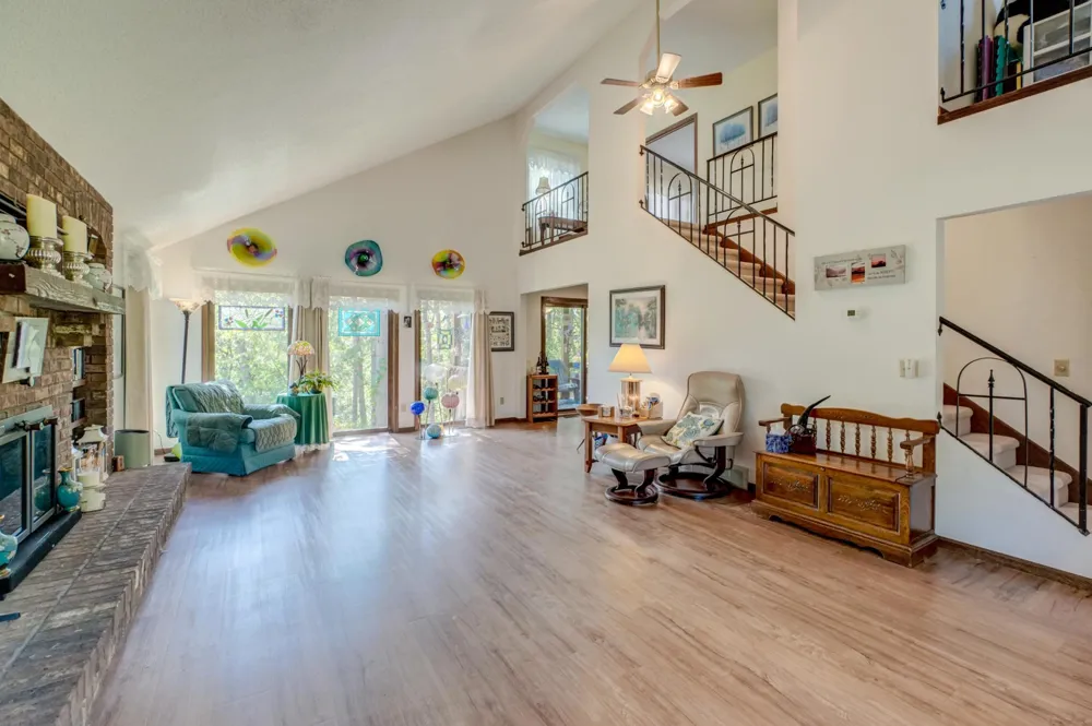 723 Glenna Drive Hudson, WI 54016