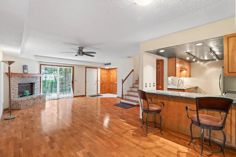 18661 Clear View Court Minnetonka, MN 55345