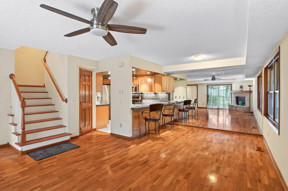 18661 Clear View Court Minnetonka, MN 55345