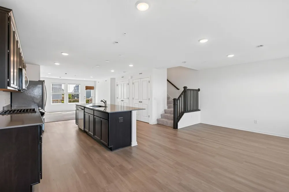 5895 156th Way Apple Valley, MN 55124