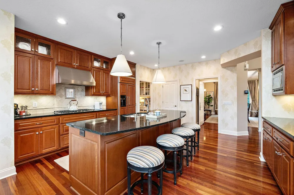 9356 Albright Court Inver Grove Heights, MN 55077