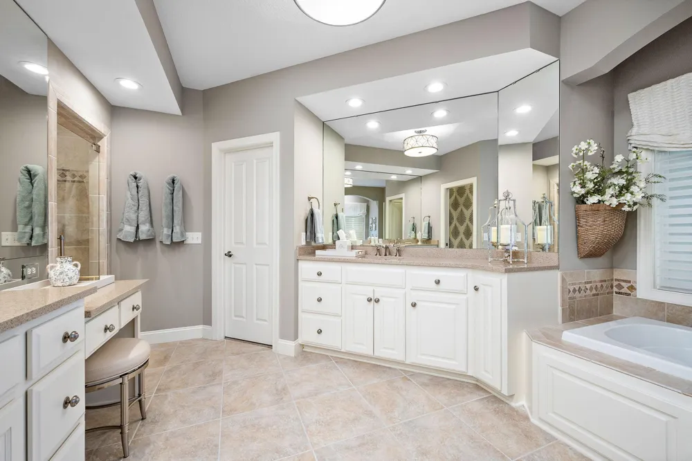 9356 Albright Court Inver Grove Heights, MN 55077