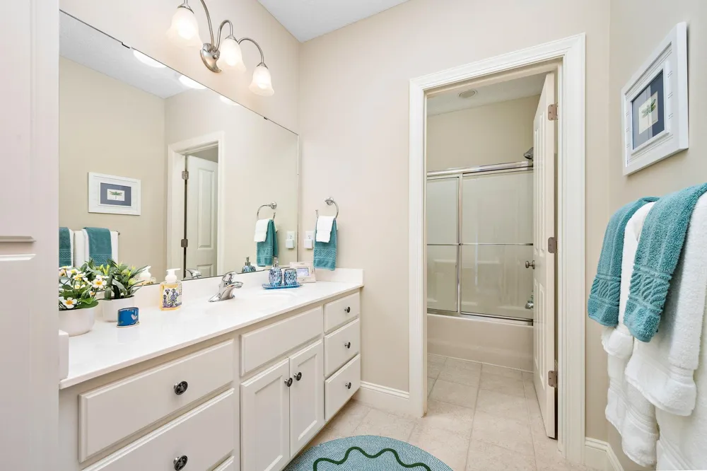 9356 Albright Court Inver Grove Heights, MN 55077