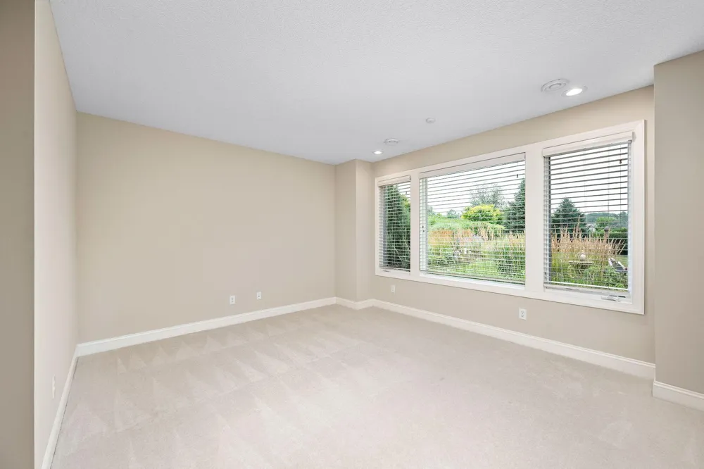 9356 Albright Court Inver Grove Heights, MN 55077