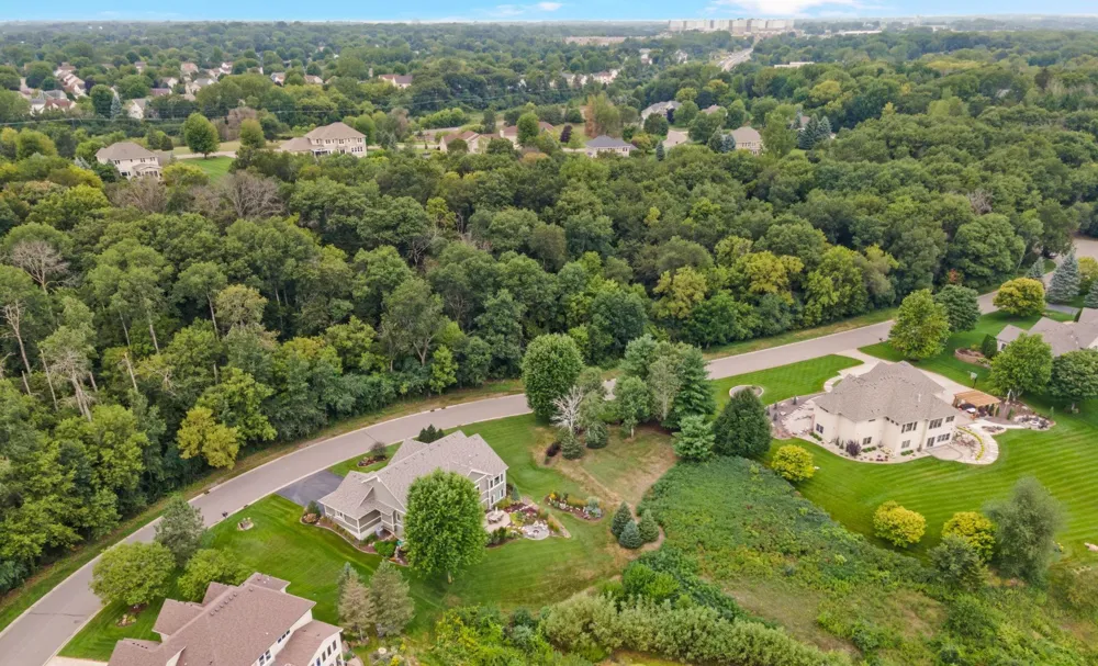 9356 Albright Court Inver Grove Heights, MN 55077