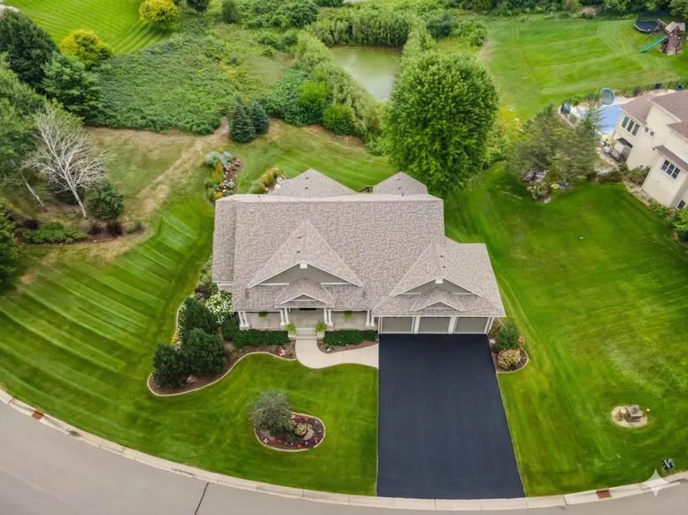 9356 Albright Court Inver Grove Heights, MN 55077