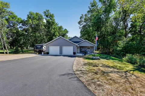 2006 Woodland Park Drive NE