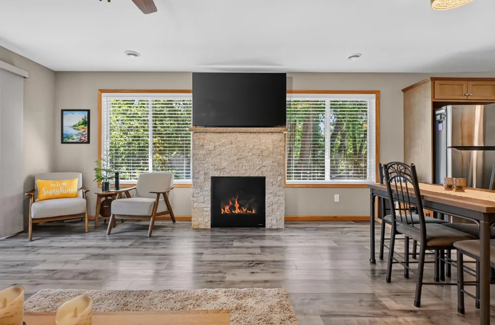 2006 Woodland Park Drive NE Alexandria, MN 56308