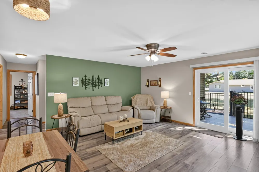 2006 Woodland Park Drive NE Alexandria, MN 56308