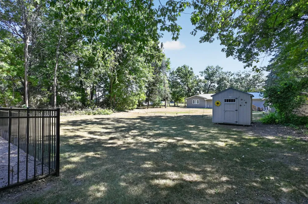 2006 Woodland Park Drive NE Alexandria, MN 56308