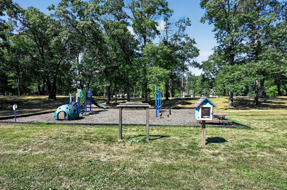 2006 Woodland Park Drive NE Alexandria, MN 56308