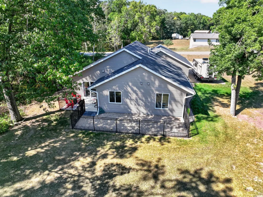2006 Woodland Park Drive NE Alexandria, MN 56308