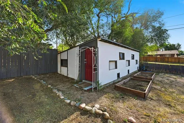 1017 Prairie Road Colorado Springs, CO 80909