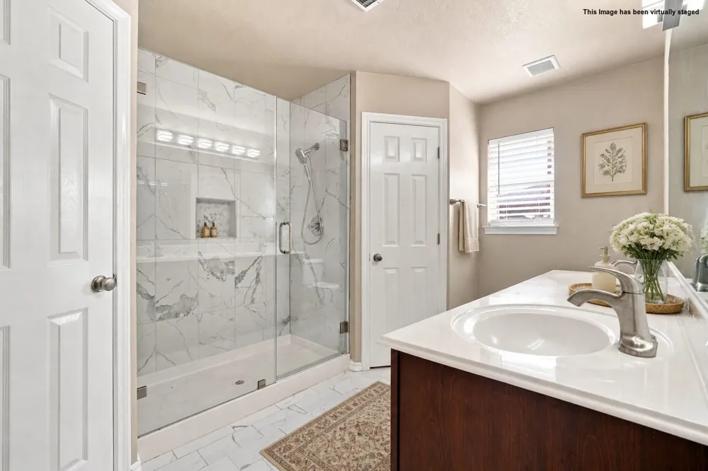 1720 Lakeway Drive Cleburne, TX 76033