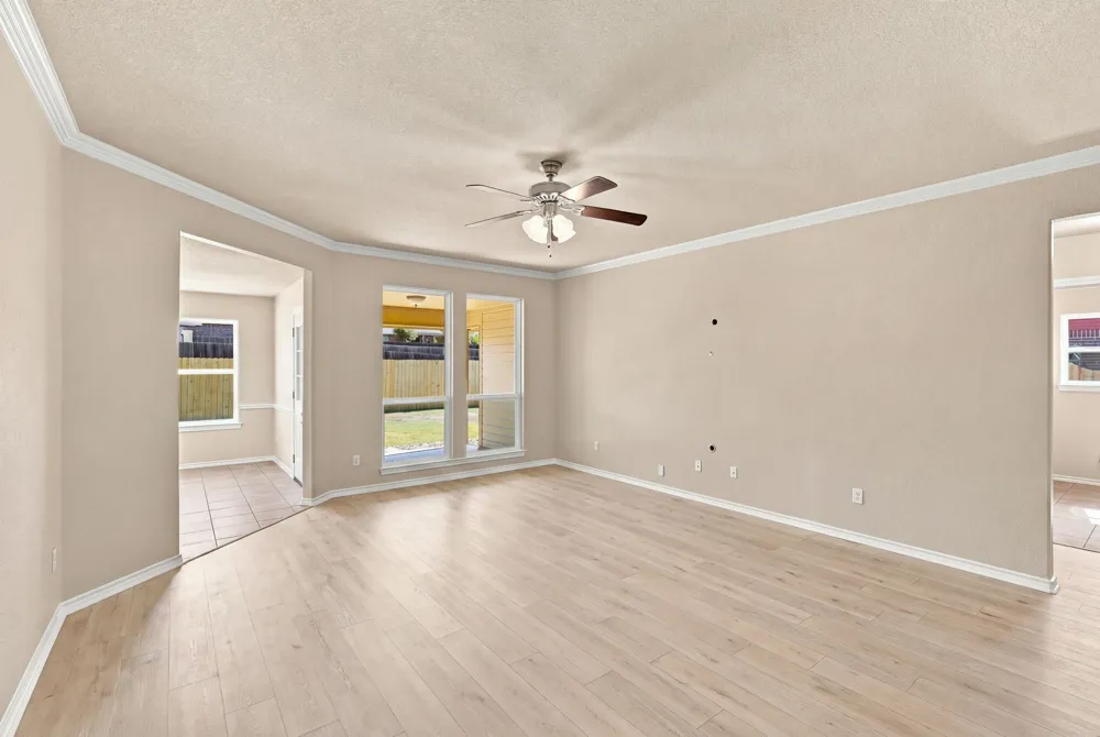 1720 Lakeway Drive Cleburne, TX 76033