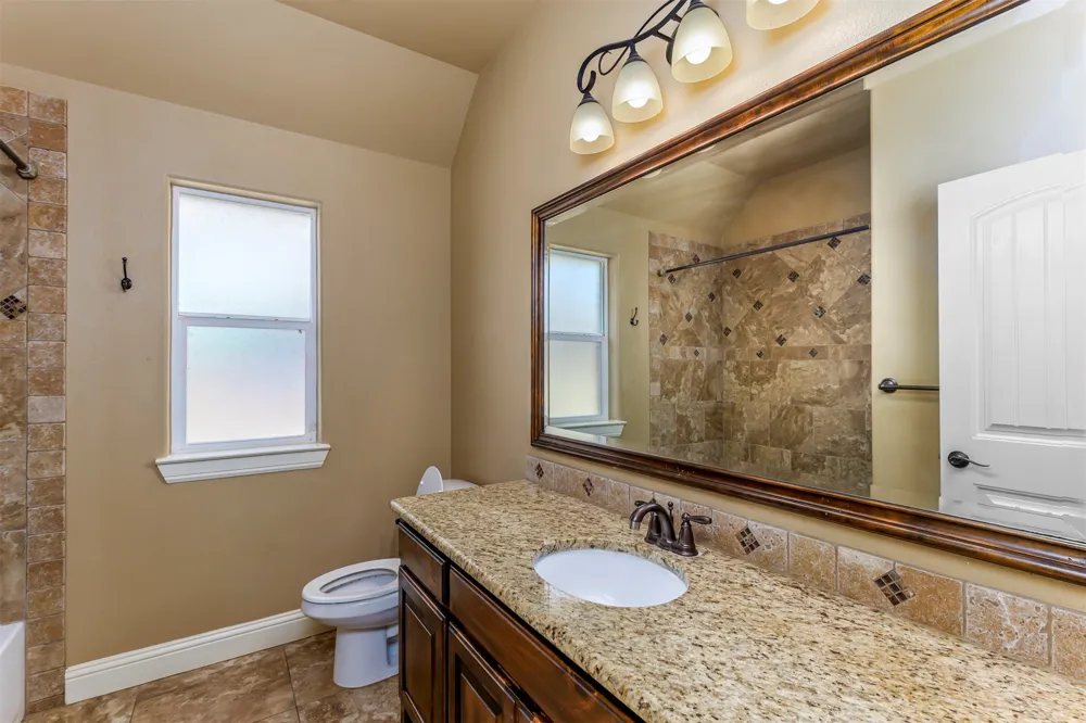 3224 Ferry Boat Lane Granbury, TX 76049