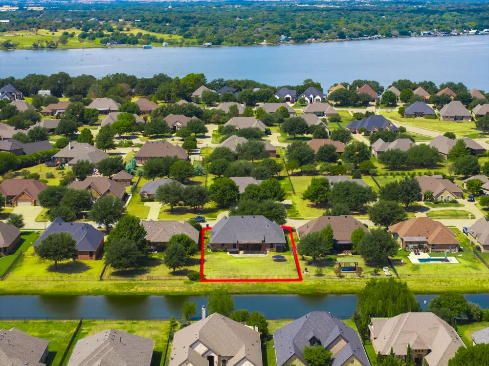 3224 Ferry Boat Lane Granbury, TX 76049