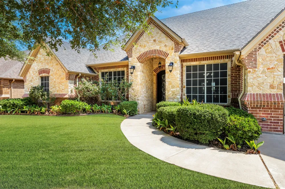 3224 Ferry Boat Lane Granbury, TX 76049