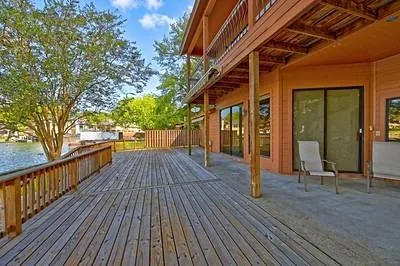 3335 Torrey Pines Drive Montgomery, TX 77356