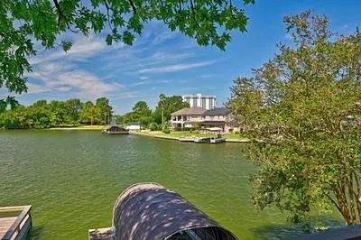 3335 Torrey Pines Drive Montgomery, TX 77356