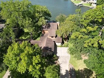 3335 Torrey Pines Drive Montgomery, TX 77356