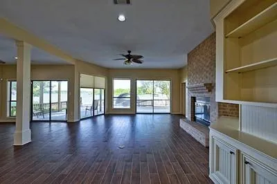 3335 Torrey Pines Drive Montgomery, TX 77356