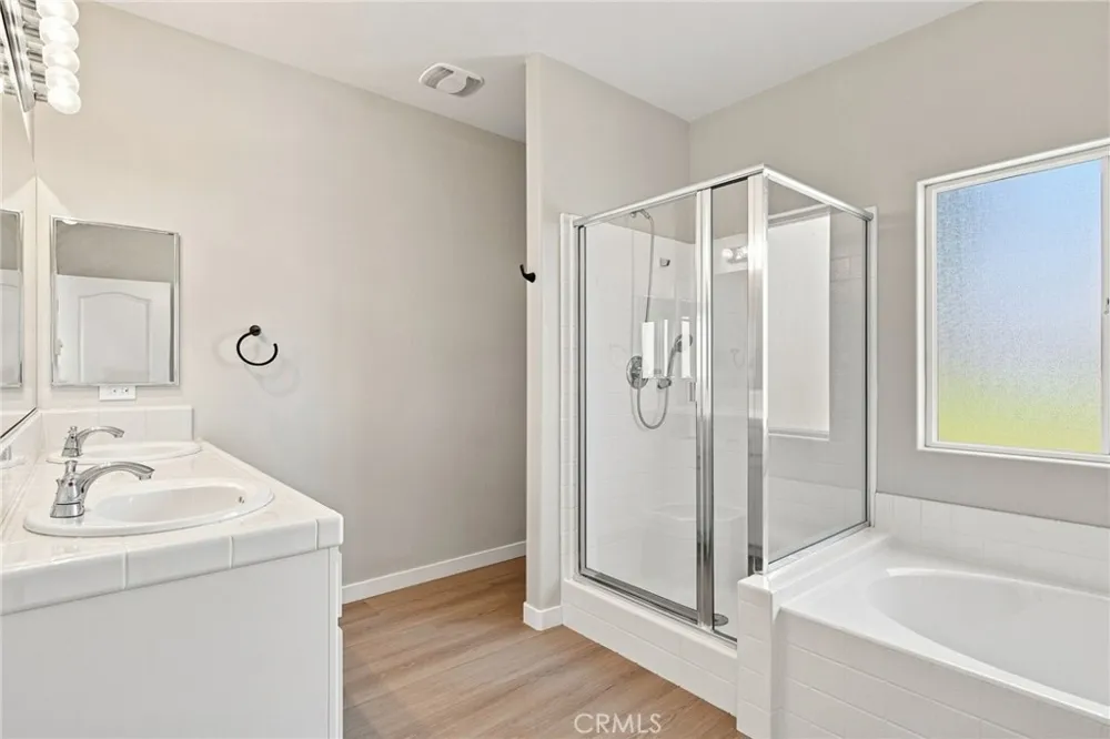 10826 Avenida Frasca Drive Bakersfield, CA 93311