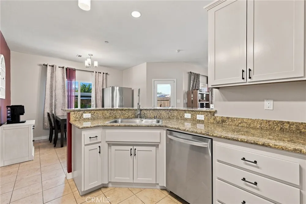 10826 Avenida Frasca Drive Bakersfield, CA 93311