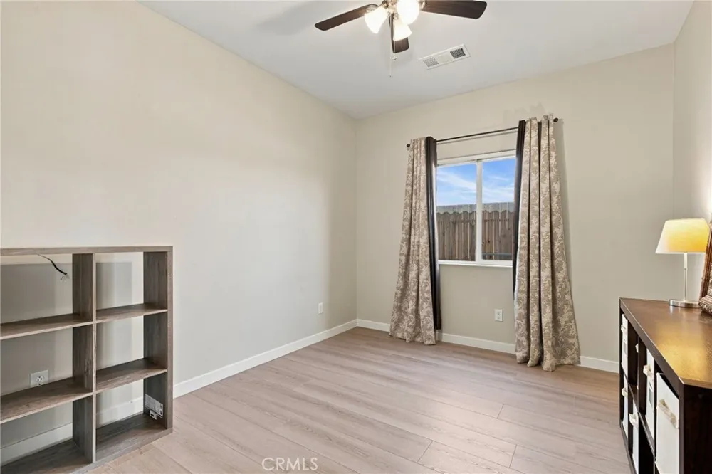 10826 Avenida Frasca Drive Bakersfield, CA 93311