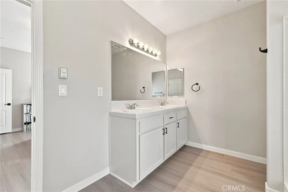 10826 Avenida Frasca Drive Bakersfield, CA 93311