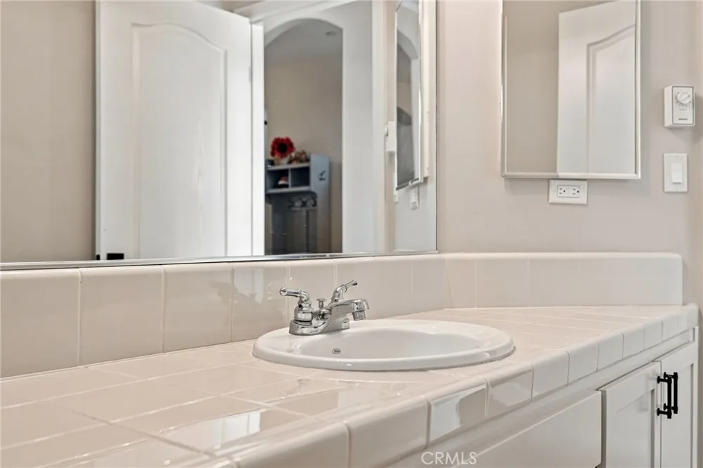 10826 Avenida Frasca Drive Bakersfield, CA 93311