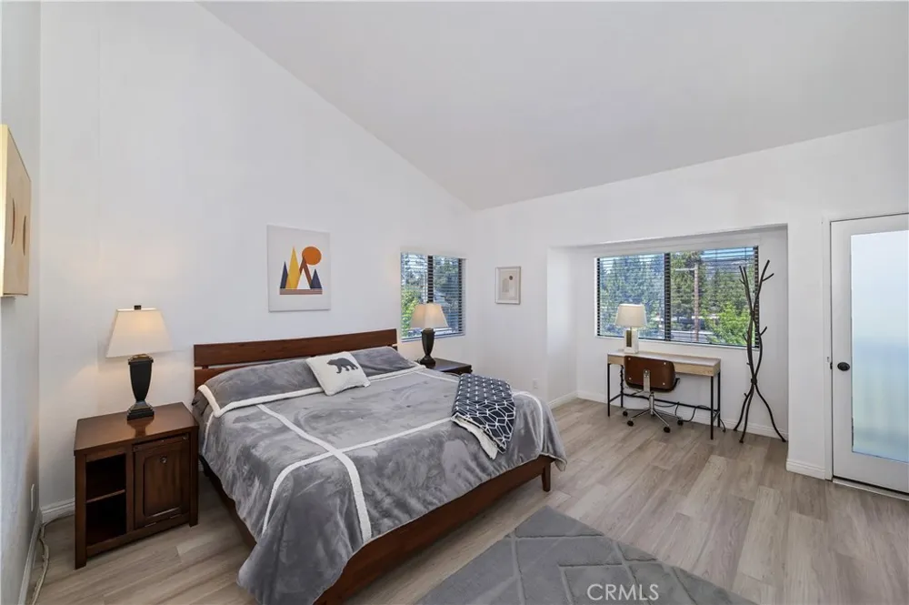 41730 Brownie Big Bear Lake, CA 92315