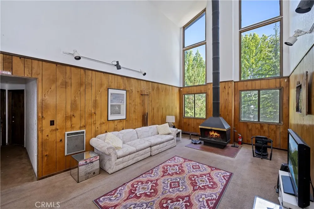 41730 Brownie Big Bear Lake, CA 92315