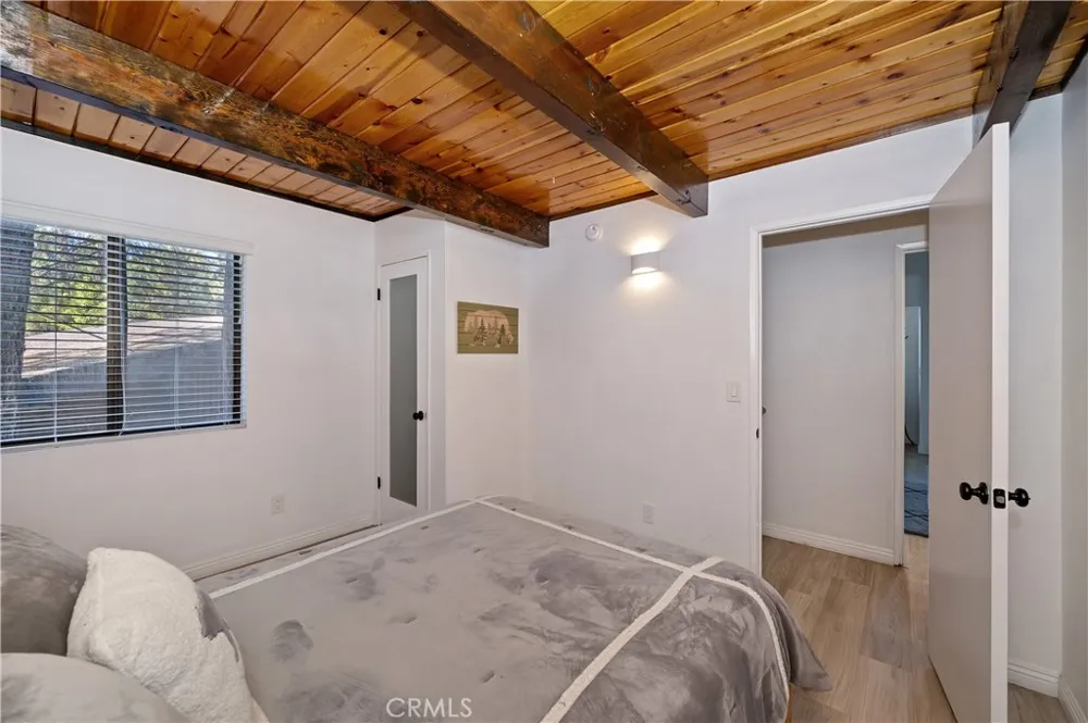 41730 Brownie Big Bear Lake, CA 92315