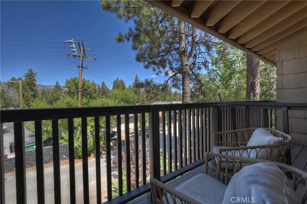 41730 Brownie Big Bear Lake, CA 92315